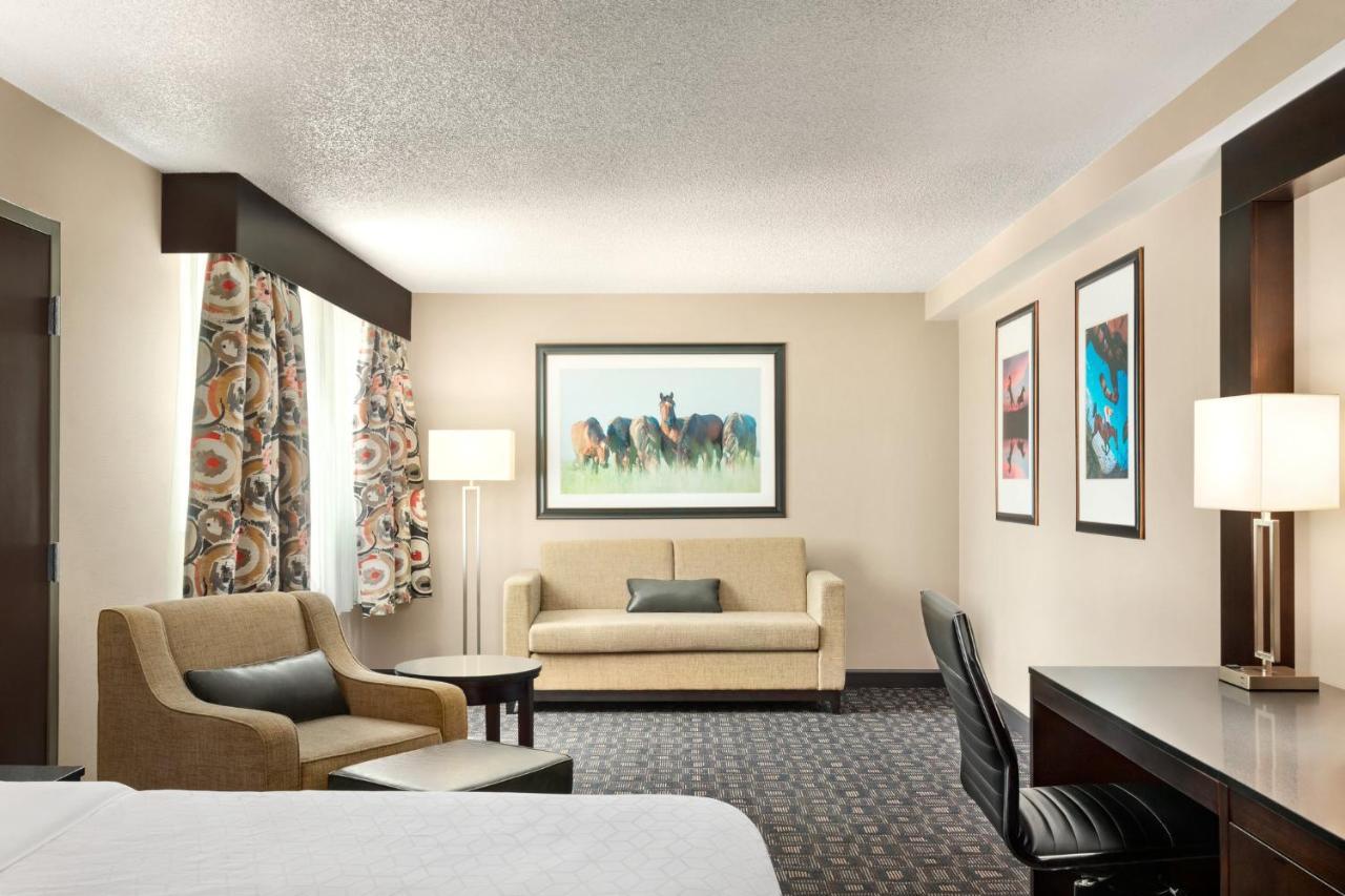 Holiday Inn Louisville East - Hurstbourne By Ihg Exteriér fotografie