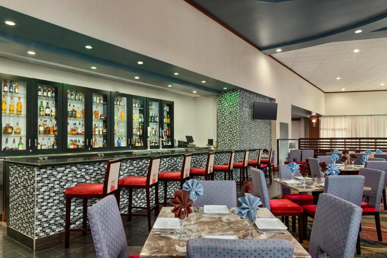 Holiday Inn Louisville East - Hurstbourne By Ihg Exteriér fotografie